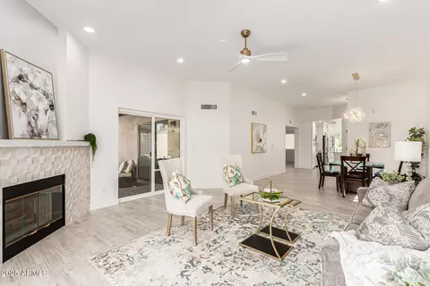 Living - 4116 E Lupine Ave, Phoenix, AZ 85028 photo 2 of 4