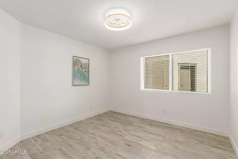 Bedroom - 4116 E Lupine Ave, Phoenix, AZ 85028 photo 2 of 5