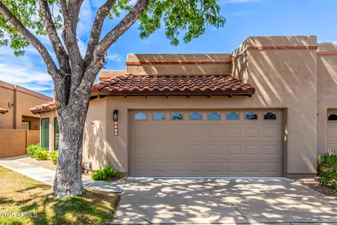 Exterior - 4116 E Lupine Ave, Phoenix, AZ 85028 photo 2 of 12