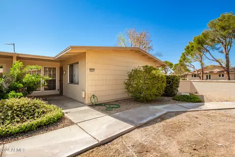 10477 W Highwood Ln, Sun City, AZ 85373