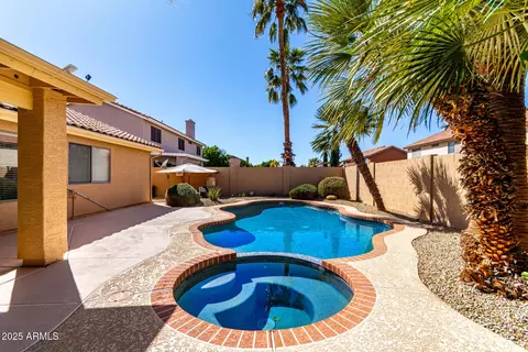 1182 E Harrison St, Gilbert, AZ 85295