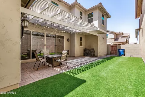 Exterior - 3907 E Perkinsville St, Gilbert, AZ 85295 photo 6 of 7