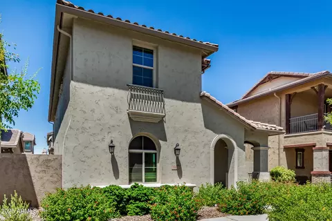 Exterior - 3907 E Perkinsville St, Gilbert, AZ 85295 photo 2 of 7