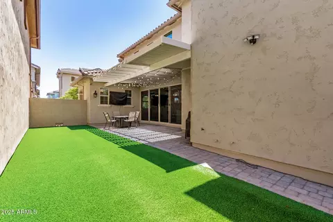 Exterior - 3907 E Perkinsville St, Gilbert, AZ 85295 photo 5 of 7