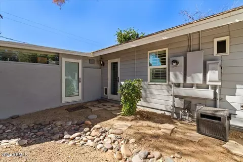 Exterior - 3841 Elm St, Phoenix, AZ 85018 photo 15 of 19