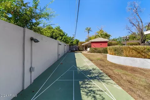 Exterior - 3841 Elm St, Phoenix, AZ 85018 photo 13 of 19
