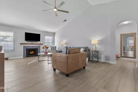 10024 S 46th St, Phoenix, AZ 85044 photo 8