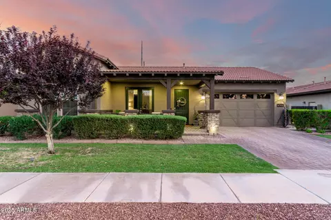7437 E Posada Ave, Mesa, AZ 85212