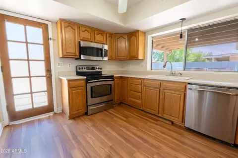 Kitchen - 3530 Edgewood Ave, Mesa, AZ 85204 photo 2 of 3