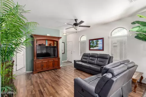 Living - 2024 S Baldwin -- #99, Mesa, AZ 85209 photo 2 of 2