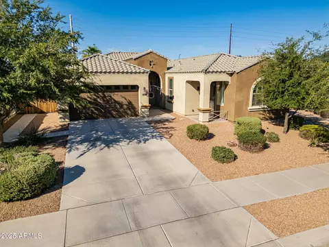 19784 E Raven Dr, Queen Creek, AZ 85142