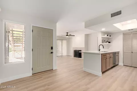 14645 N Fountain Hills Blvd #112, Fountain Hills, AZ 85268