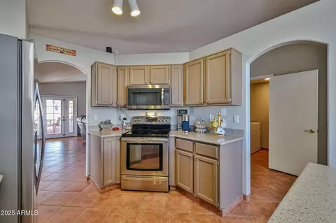 3553 E Kelton Ln, Phoenix, AZ 85032 photo 14
