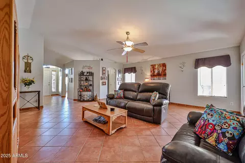 3553 E Kelton Ln, Phoenix, AZ 85032 photo 10