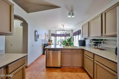 3553 E Kelton Ln, Phoenix, AZ 85032 photo 13