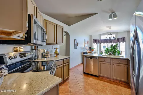 3553 E Kelton Ln, Phoenix, AZ 85032 photo 11