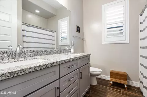 Bath - 3727 E Fargo St, Mesa, AZ 85205 photo 6 of 8