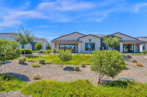 Exterior - 2648 E Longhorn Ct, Gilbert, AZ 85297 photo 4 of 14