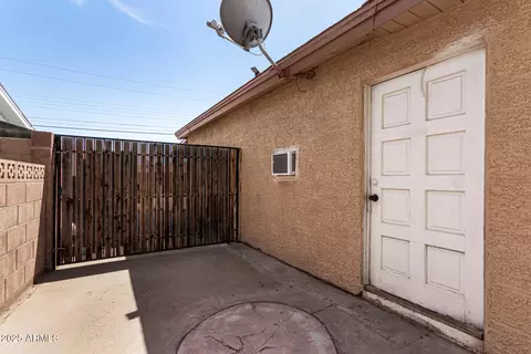 4435 W Weldon Ave, Phoenix, AZ 85031 photo 22