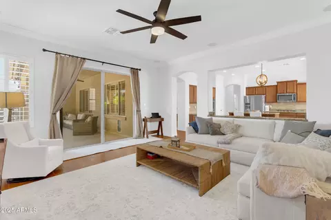 586 E Julian Dr, Gilbert, AZ 85295 photo 13