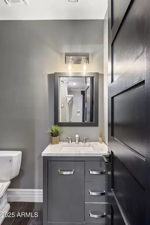 Bath - 3533 E Suncrest Ct, Phoenix, AZ 85044 photo 6 of 7