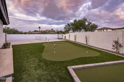 Exterior - 3533 E Suncrest Ct, Phoenix, AZ 85044 photo 5 of 15