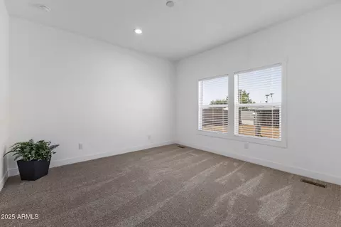 355 S 58th St, Mesa, AZ 85206 photo 9