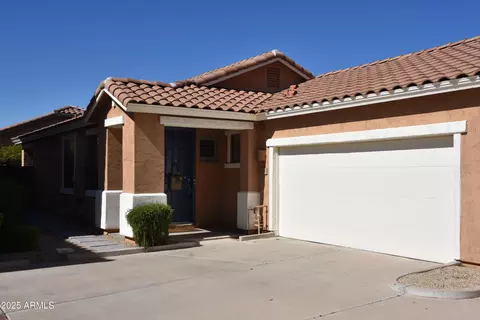 963 S Colonial Dr, Gilbert, AZ 85296