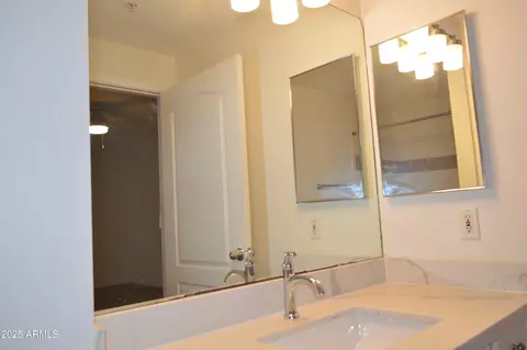 Bath - 1701 E Colter St #218, Phoenix, AZ 85016 photo 4 of 5
