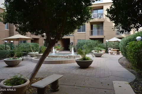 Exterior - 1701 E Colter St #218, Phoenix, AZ 85016 photo 6 of 13