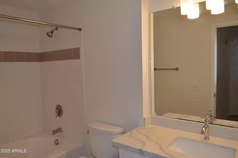 Bath - 1701 E Colter St #218, Phoenix, AZ 85016 photo 3 of 5