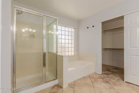 Bath - 9423 E Impala Ave, Mesa, AZ 85209 photo 3 of 4