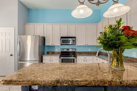 Kitchen - 9423 E Impala Ave, Mesa, AZ 85209 photo 2 of 3