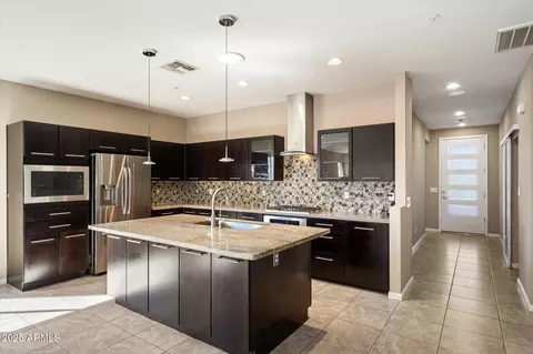 3553 E Ravenswood Dr, Gilbert, AZ 85298 photo 9