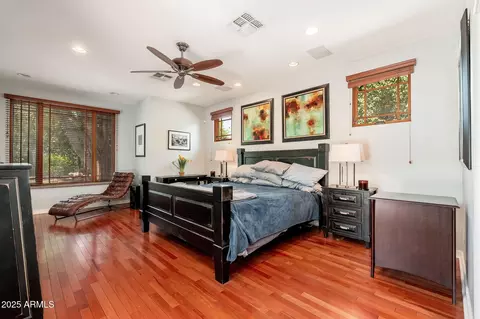 Bedroom - 346 E Orangewood Ave, Phoenix, AZ 85020 photo 1 of 3