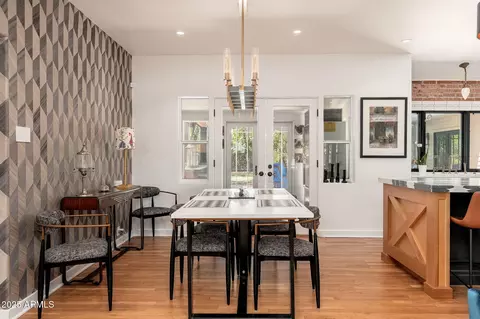 Dining - 346 E Orangewood Ave, Phoenix, AZ 85020 photo 3 of 3