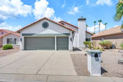 10914 E Navajo Dr, Sun Lakes, AZ 85248