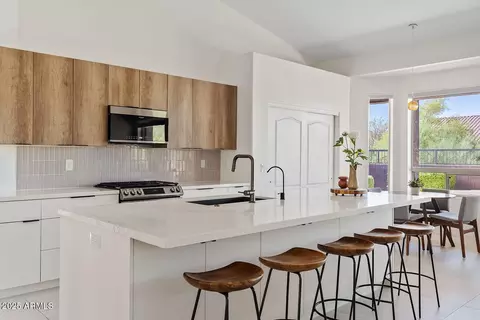 7661 E Sayan St, Mesa, AZ 85207