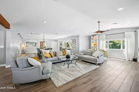 Living - 8045 N 7th Ave, Phoenix, AZ 85021 photo 1 of 3