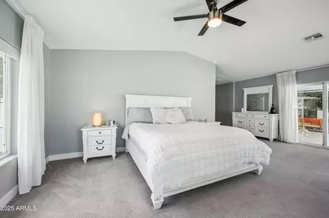 Bedroom - 8045 N 7th Ave, Phoenix, AZ 85021 photo 3 of 4