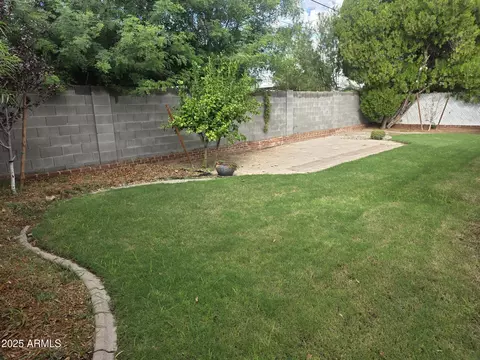 Exterior - 3526 E Piccadilly Rd, Phoenix, AZ 85018 photo 4 of 4