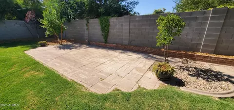 Exterior - 3526 E Piccadilly Rd, Phoenix, AZ 85018 photo 2 of 4