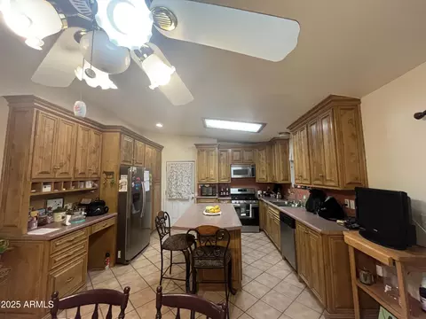 Kitchen - 921 E 20th St, Douglas, AZ 85607 photo 8 of 10