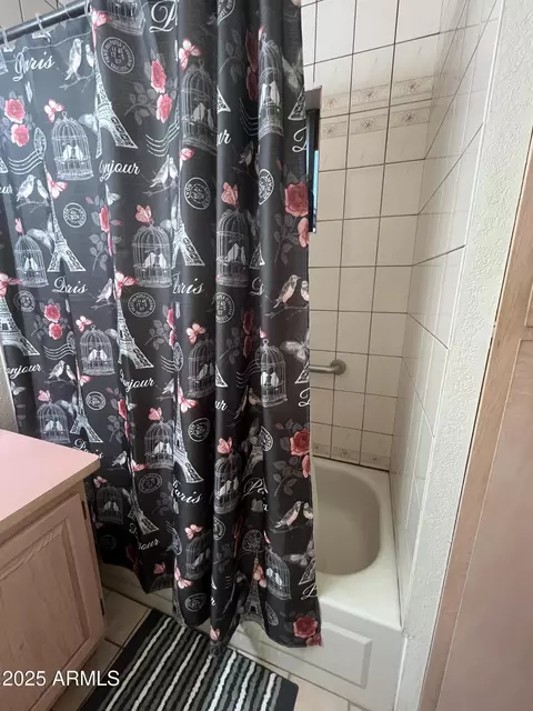 Bath - 921 E 20th St, Douglas, AZ 85607 photo 3 of 5