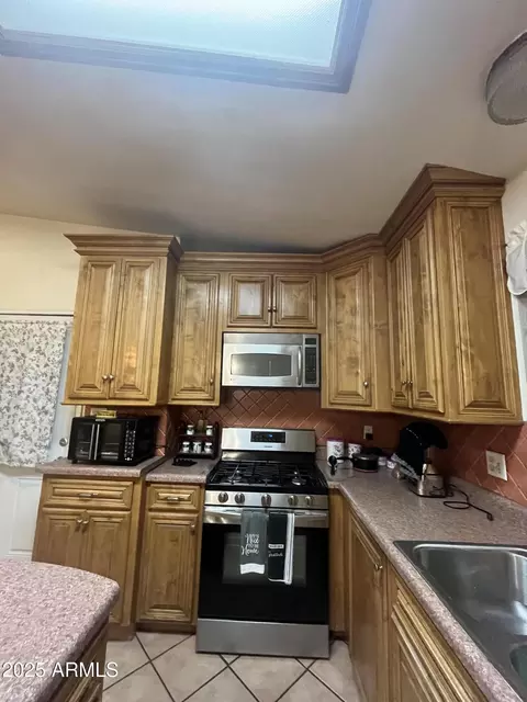Kitchen - 921 E 20th St, Douglas, AZ 85607 photo 5 of 10