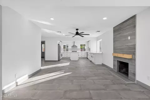 3241 N 27th Pl, Phoenix, AZ 85016