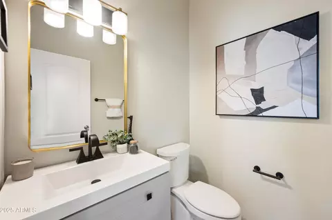 Bath - 3634 E Horace Dr, Gilbert, AZ 85296 photo 1 of 3