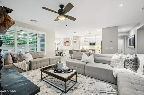 Living - 4623 E Waterman St, Gilbert, AZ 85297 photo 1 of 3