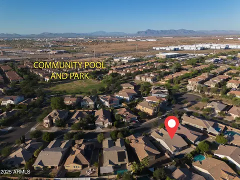View/Area - 4623 E Waterman St, Gilbert, AZ 85297 photo 3 of 20