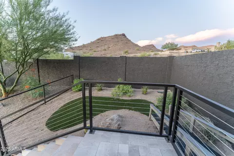 Exterior - 1136 E Forest Hills Dr, Phoenix, AZ 85022 photo 11 of 19